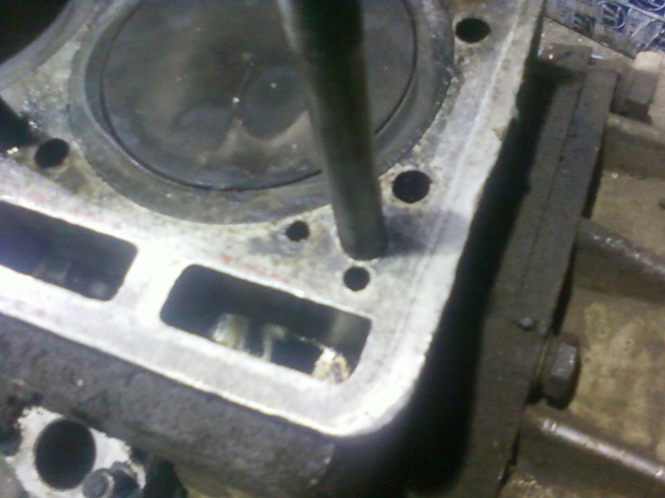 Масло в тосоле — УАЗ 3909, 2,5 л, 1999 года | поломка | DRIVE2