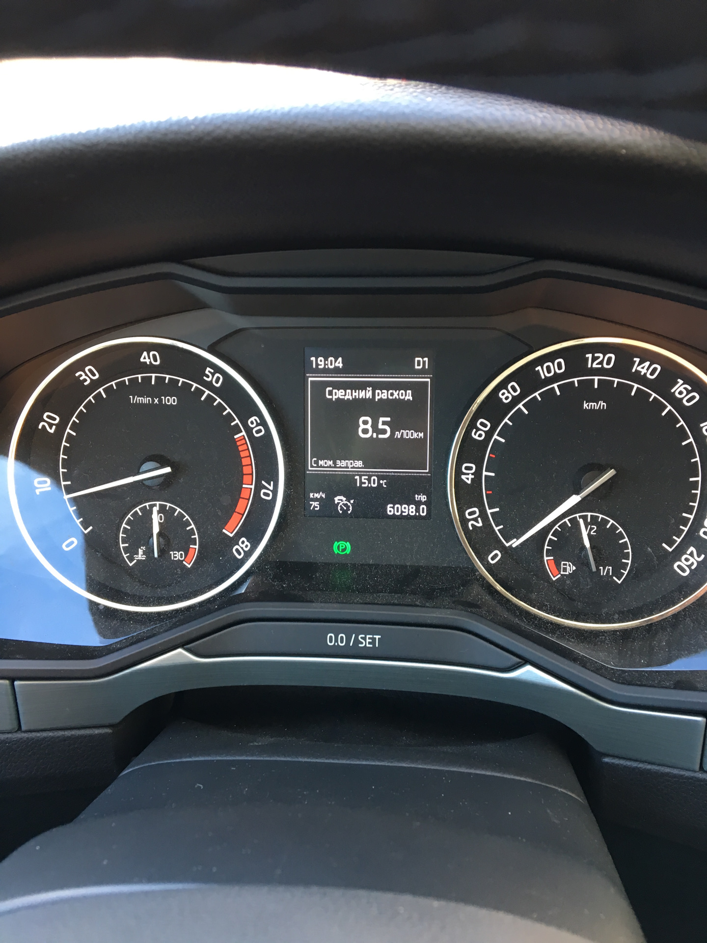 Skoda Superb 1 dashboard