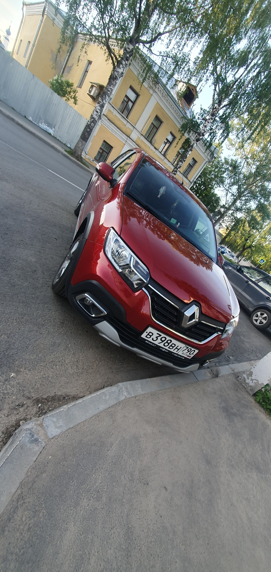 Поездка на дачу. — Renault Logan Stepway, 1,6 л, 2021 года | встреча |  DRIVE2