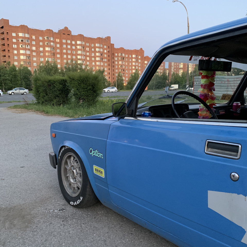 Минус один диск — Lada 21053, 1,3 л, 1992 года | колёсные диски | DRIVE2