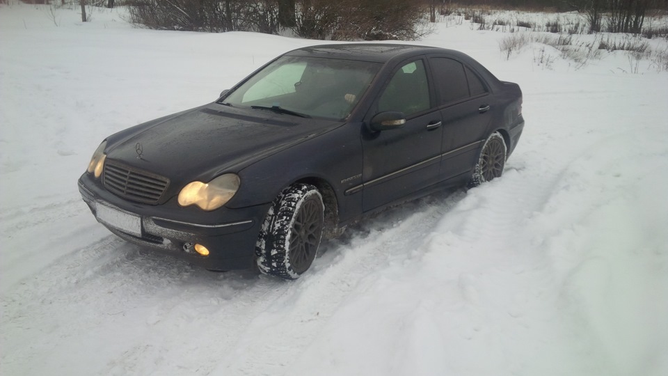 Диски Momo Revenge grey r16 — Mercedes-Benz C-Class (W203), 2 л, 2002 ...