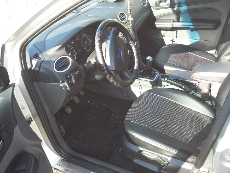 Фото в бортжурнале Ford Focus Sedan II