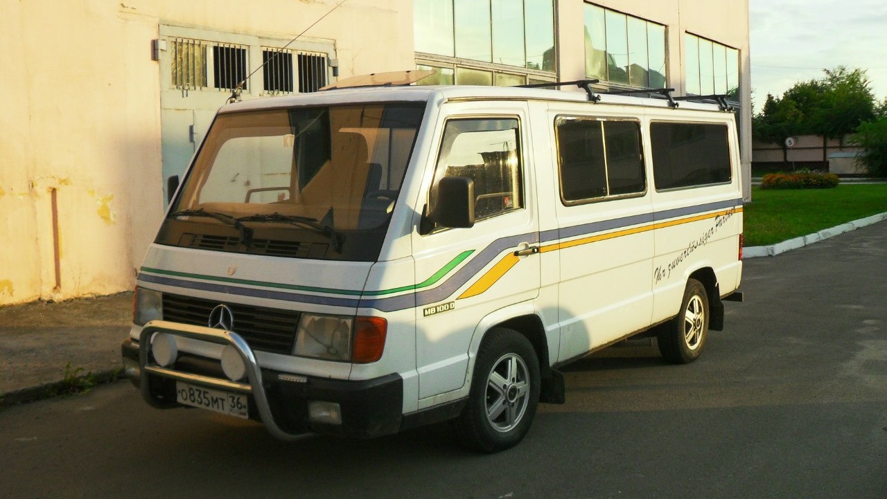 Мерседес 100. Mercedes-Benz mb100. Мерседес Бенц mb100d. Mercedes-Benz mb100, 1993. Mercedes mb100 1996.