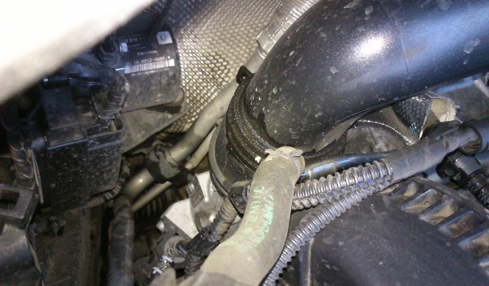 2. Vw tiguan 2 сливной шланг в горловине. Замена патрубка турбины tsi1. 8 tsi. Dv6c двигатель.