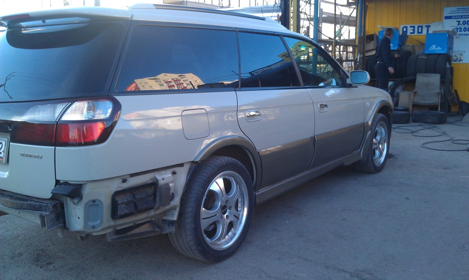 Отличие subaru legacy от subaru legacy lancaster