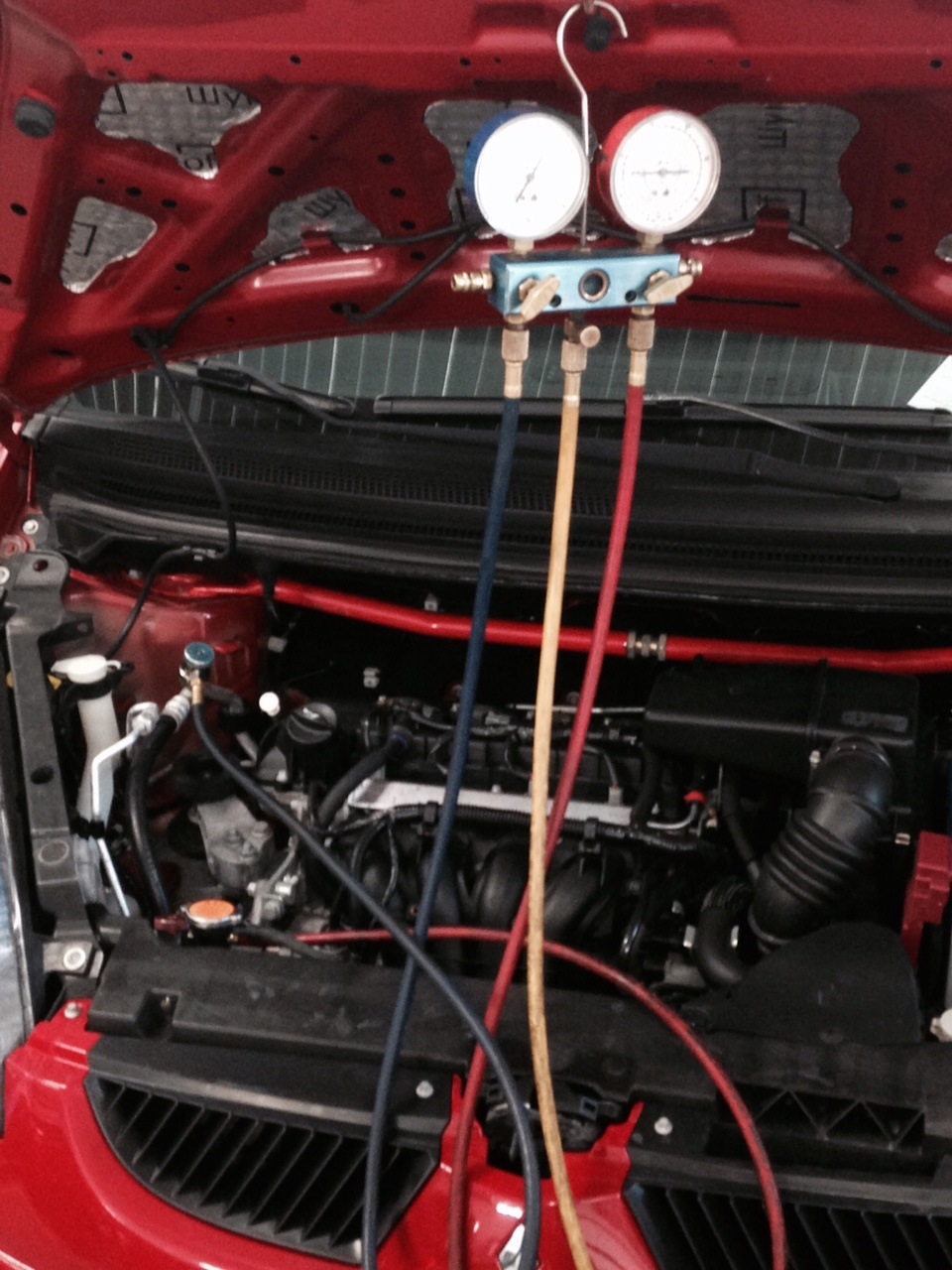 Регулировка фар противотуманок и заправка кондиционера — Mitsubishi ...