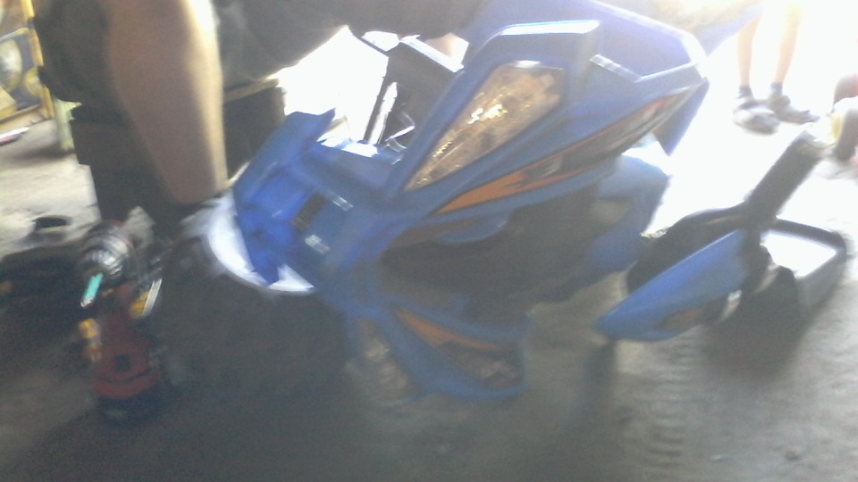 У детей вышло из строя средство передвижения. — LADA 21099, 1,6 л ...