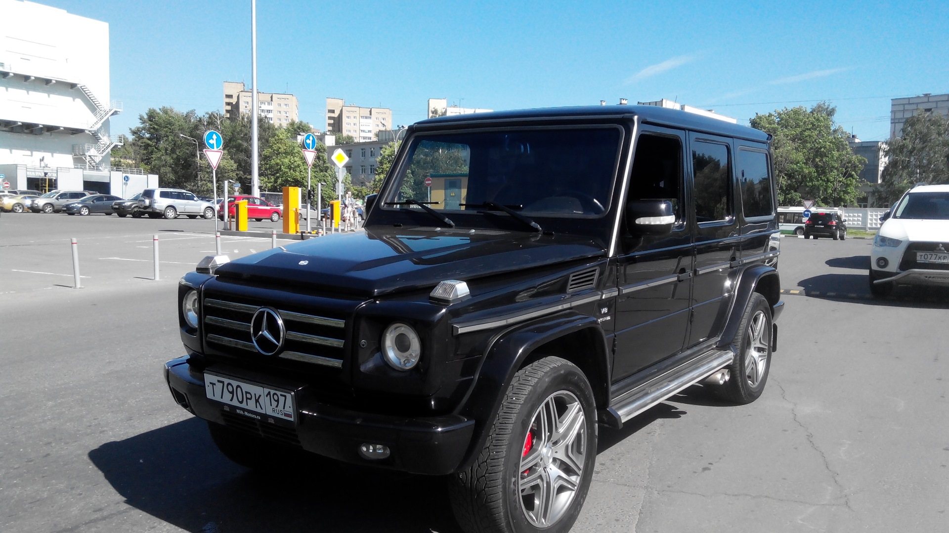 Mercedes-Benz G-Class (W463) 4.0 бензиновый 1993 | Японско-Немецкий Кубик  на DRIVE2