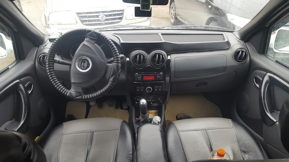 Купить новый Lada (ВАЗ) Largus I Cross 1.6 MT (106 л.с.) бензин механика в Санкт