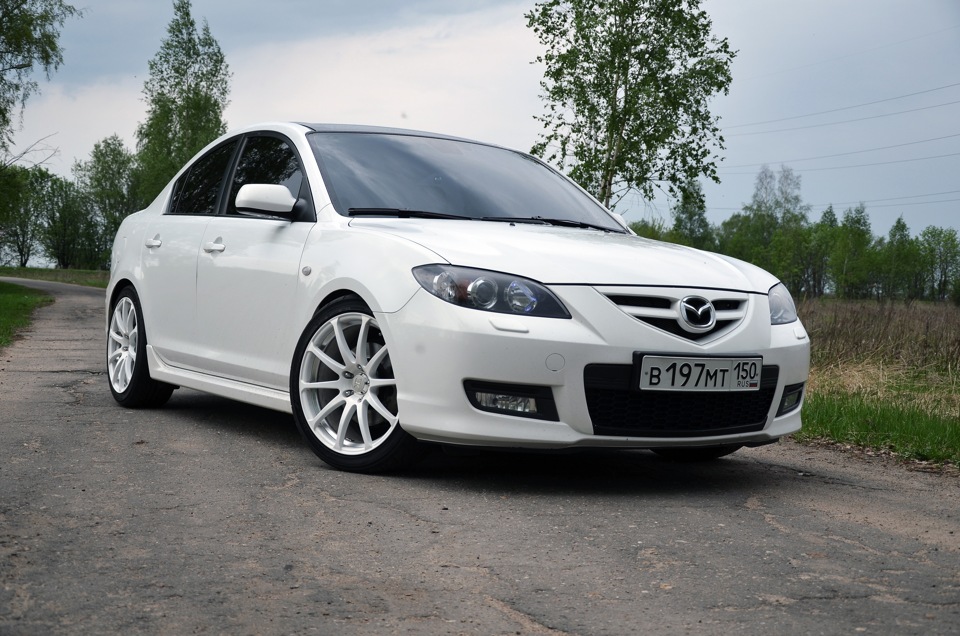 Advan r17 Mazda 3