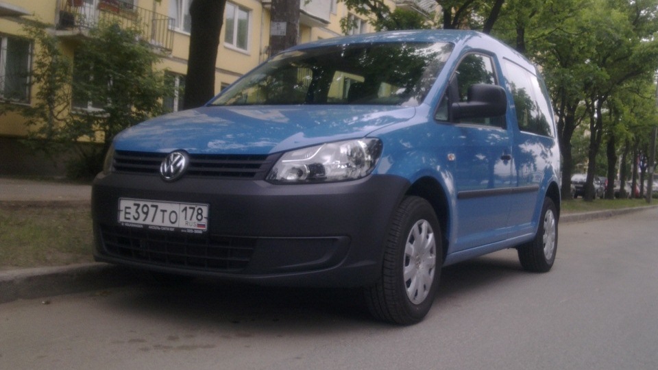 Volkswagen caddy 1.2 tsi. Фольксваген Кадди 1.2. VW Caddy 1.2 TSI. Фольксваген Кадди 1.2 цеповая. Наклейки на Кадди.