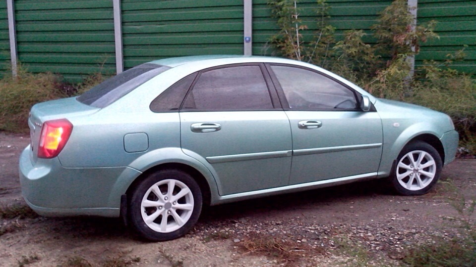 Lacetti Chevrolet наповал