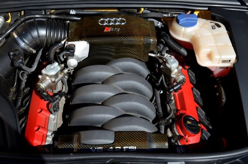Двигатели audi 2.8. Audi 4.2 v8 Turbo. Мотор Ауди 4.2 турбо. 2.8 V 6 турбо Aah. Audi rs4 engine.