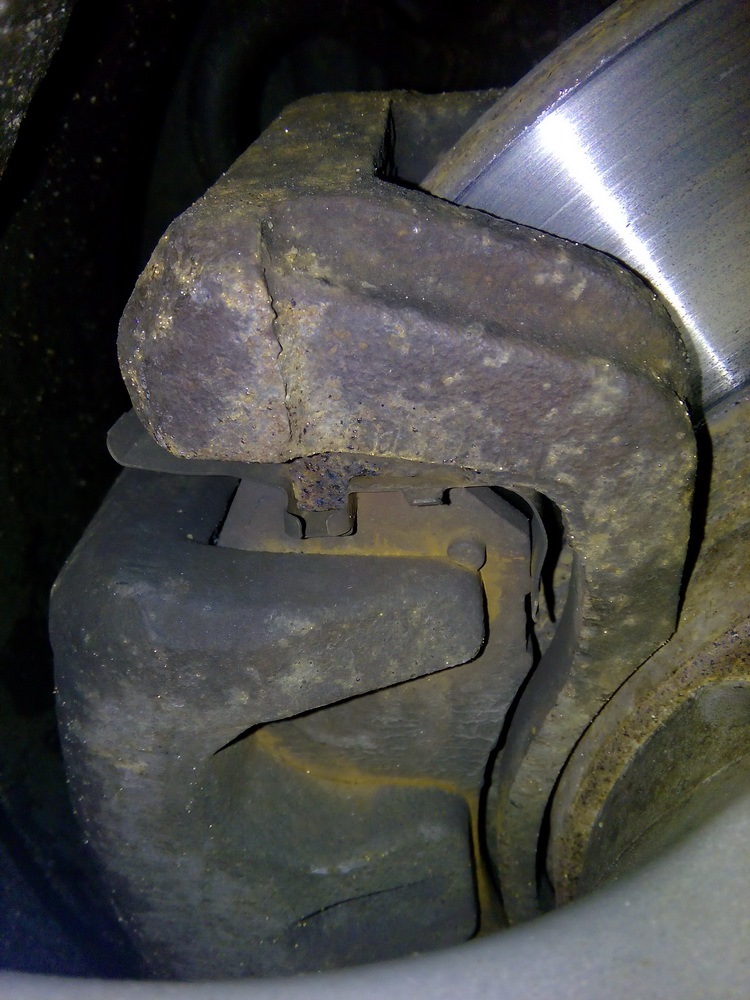 Суппорт тормозной передний N84 и N94. В чем разница? — Mitsubishi Space ...