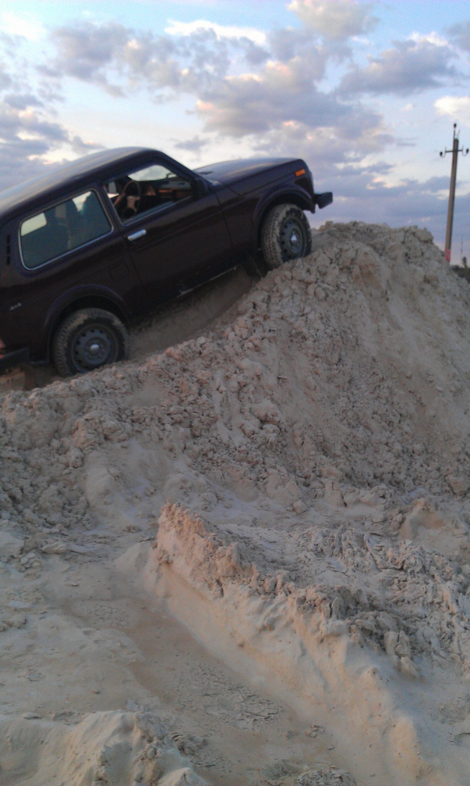 Авдеевский карьер — Lada 4x4 3D, 1,7 л, 2011 года | путешествие | DRIVE2