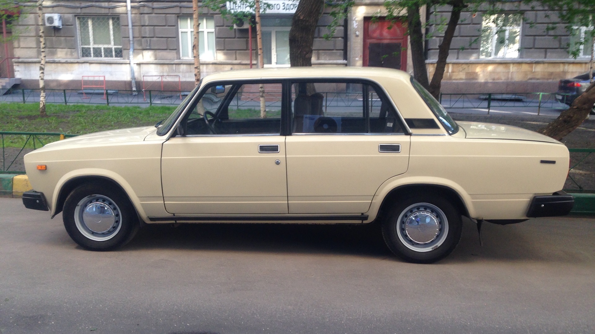 Lada 2107 1.5 бензиновый 1986 | 