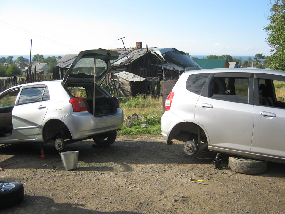 Что нам стоит барабаны и суппорта покрасить — Honda Fit (1G), 1,5 л ...