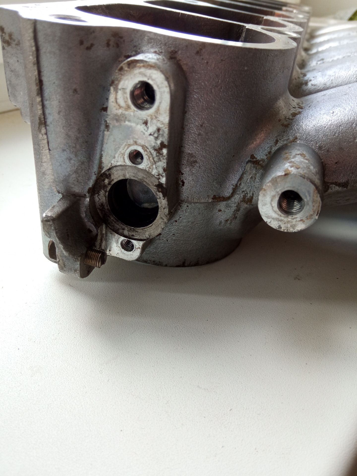 Дроссельная заслонка форд мондео 3. Заслонки впускного коллектора 6g75. Дроссельная заслонка для вентиляции. Дроссельная заслонка вольво 960. 8.