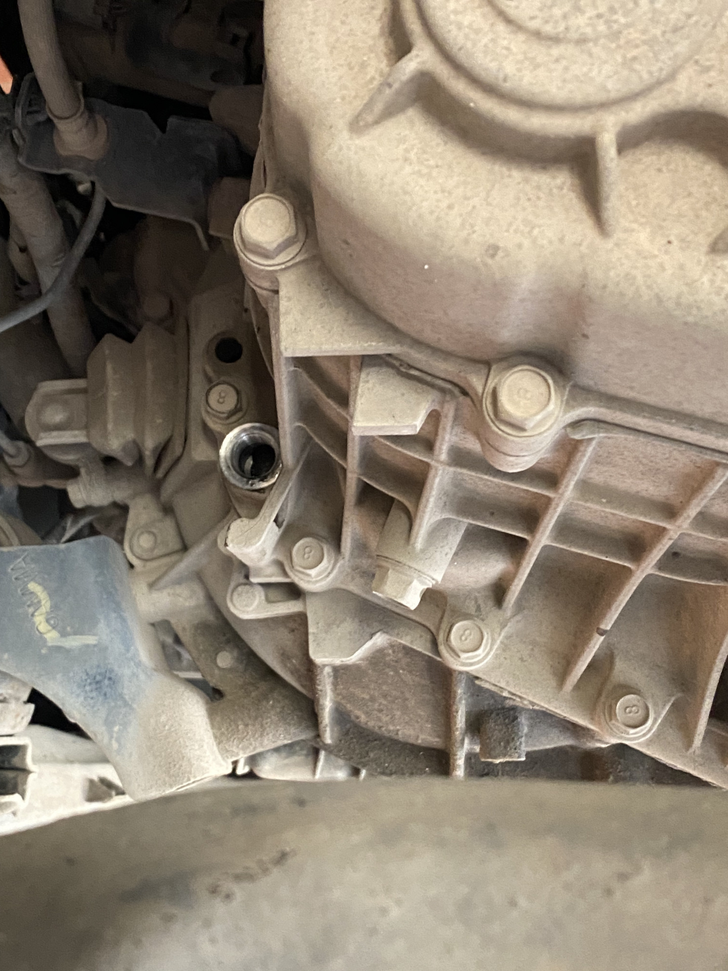 Замена масла в коробке и переобулся на лето — KIA Ceed (1G), 1,6 л ...