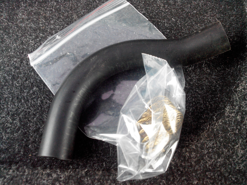 Масло в гофре воздушного фильтра, мелкие покупки. — Lada 2114, 1,5 л ...