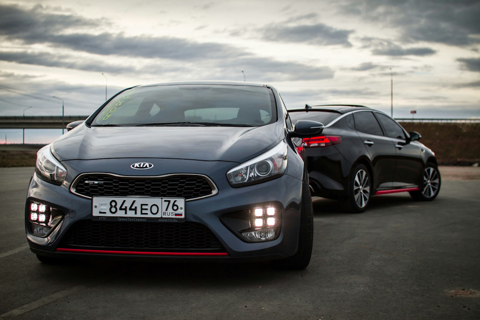 Kia Ceed gt коричневый