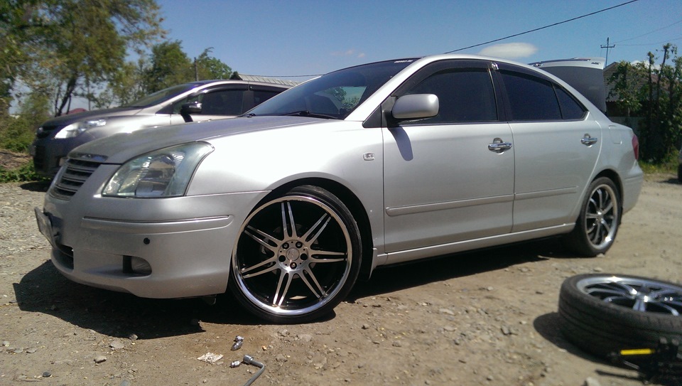 Toyota Premio 2003 r16