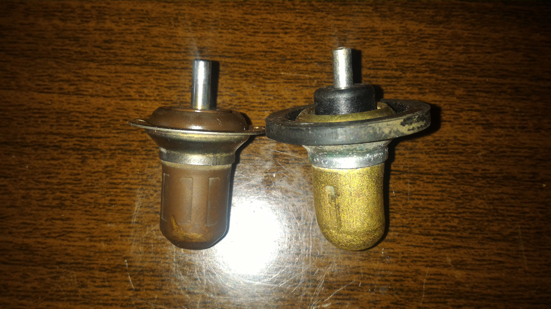 Вставка в грантотермостат — Lada Калина универсал, 1,6 л, 2009 года ...