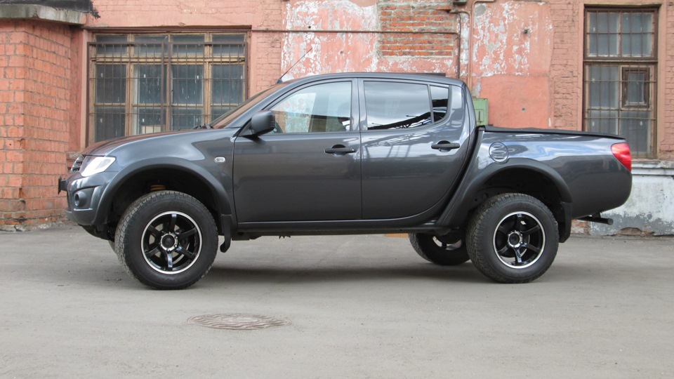 Mitsubishi L200 (4G) 2.5 дизельный 2011 | уже не трактор на DRIVE2