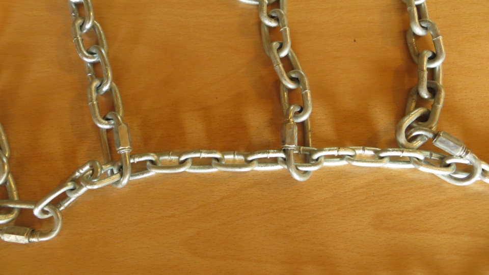Как сделать самодельную цепь. Браслета на колеса из цепи. 35мм. Как сделать самодельную цепь. Цепочка из медной проволоки.