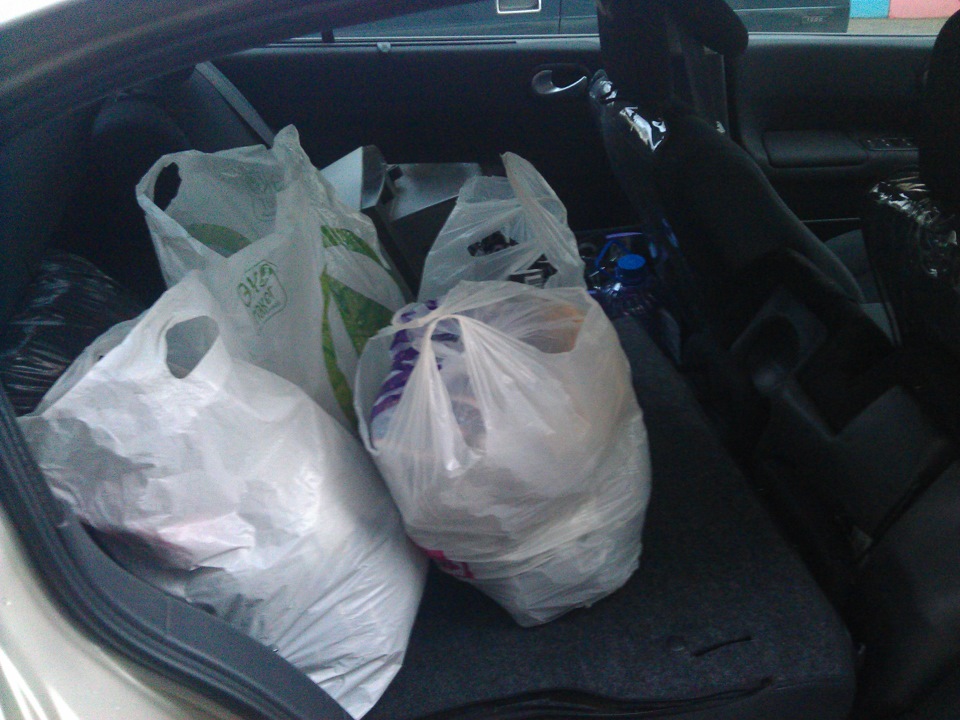 Помощь в переезде и снегопад — Renault Megane II, 1,6 л, 2009 года ...