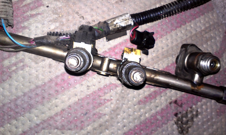 097: Промывка форсунок, топливной рампы. Часть 1. — Lada 2114, 1,5 л ...