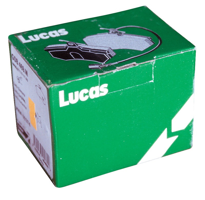 замена масла и передних колодок. — Lada Приора седан, 1,6 л, 2011 года ...