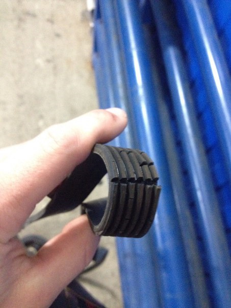 Течь сальника хвостовика и шкива коленвала, замена ремня — Mitsubishi ...