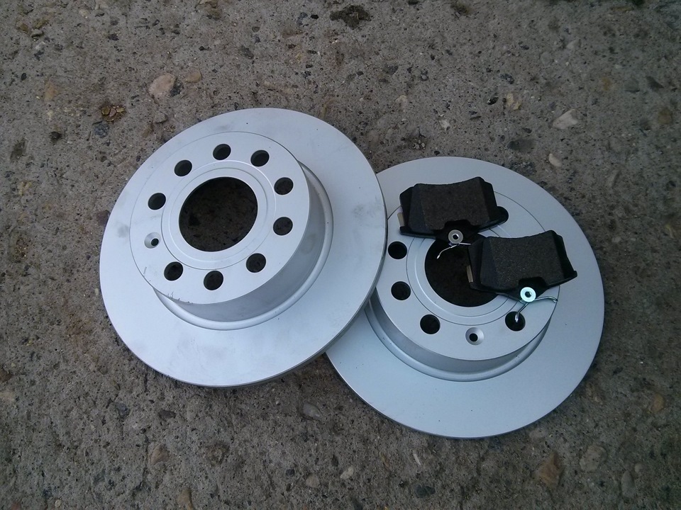 17. ТО-2. Пробег 185000 км. Замена тормозных дисков и колодок по кругу ...