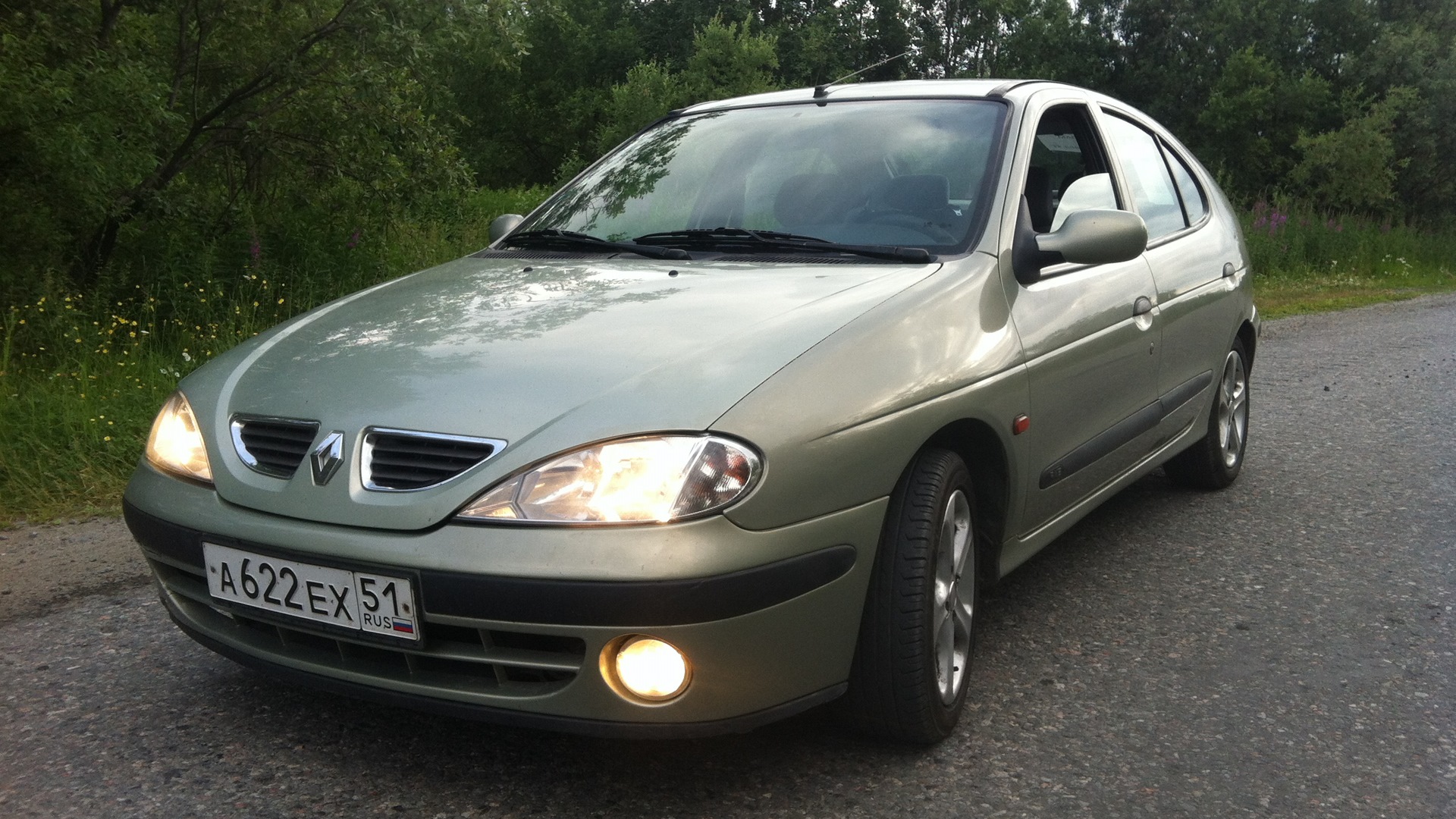 Renault megane 2000 год