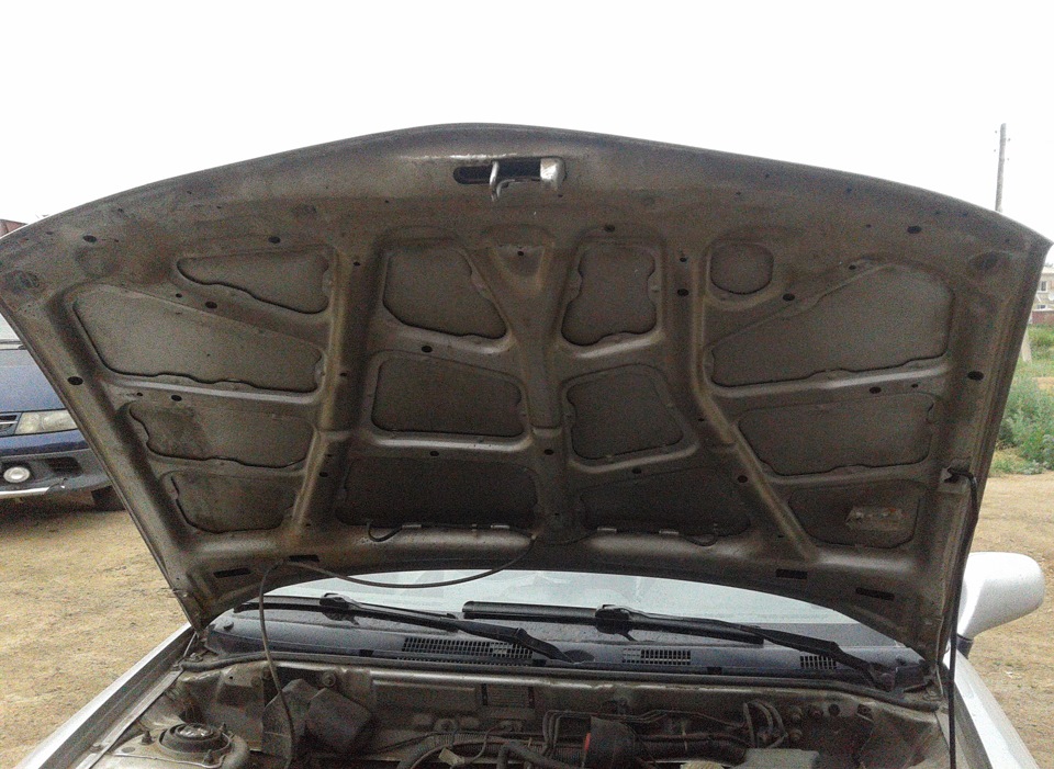 Шумоизоляция капота — Mitsubishi Carisma, 1,6 л, 1995 года | другое ...