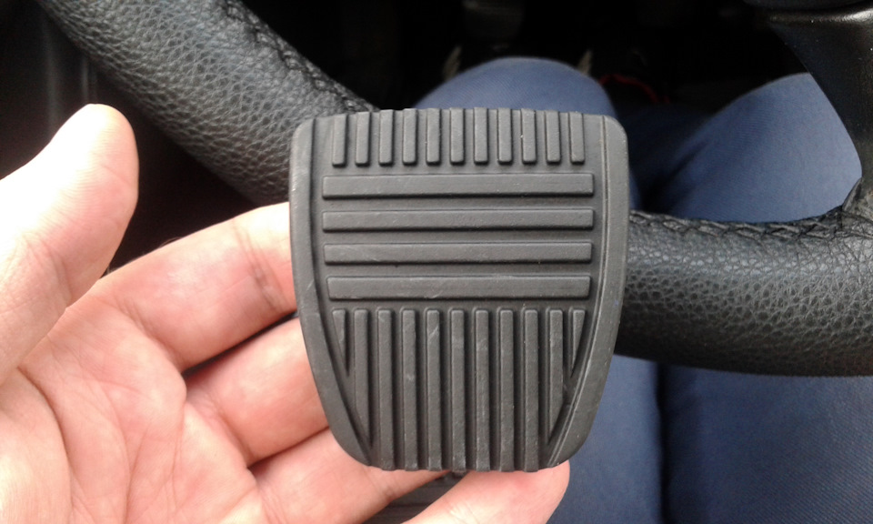 Новые резинки на педали… — Nissan Primera (P11), 2 л, 1997 года ...