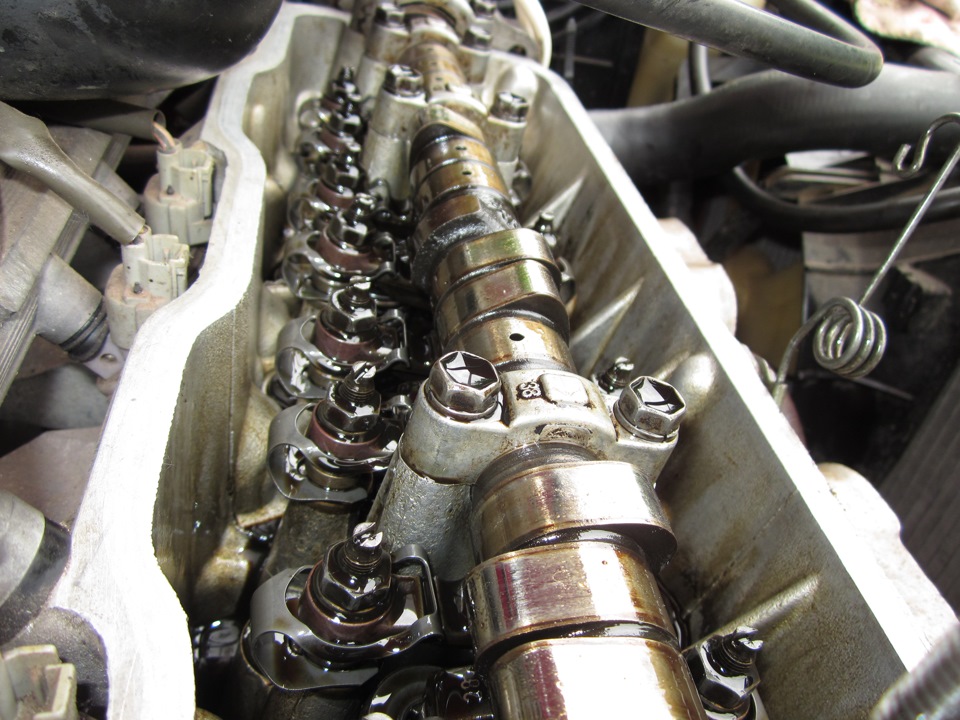 Вскрытие клапанной крышки. — Toyota Corolla (90), 1,3 л, 1989 года ...