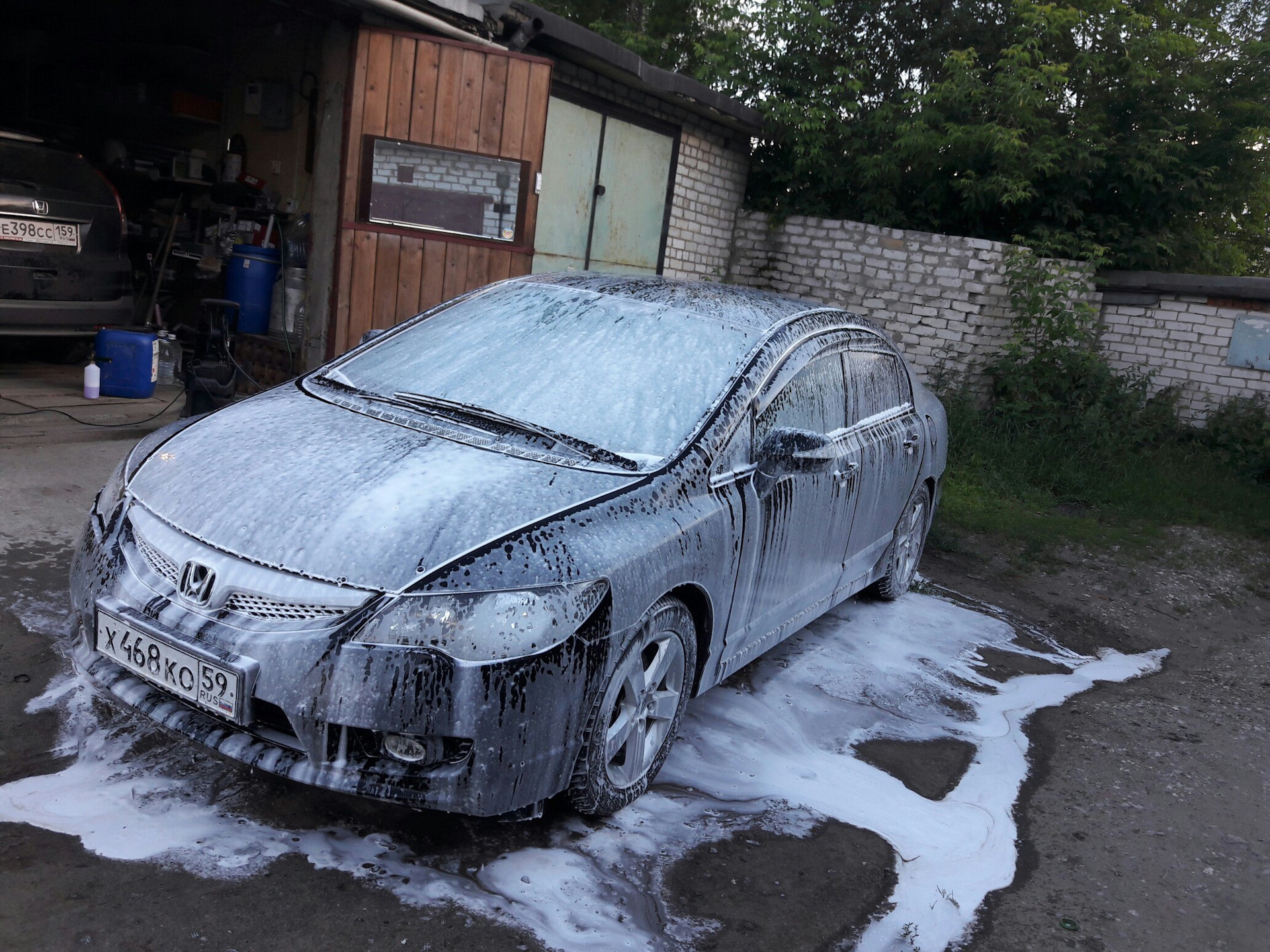 Пенная насадка и шампунь Grass. — Honda Civic 4D (8G), 1,8 л, 2009 года ...