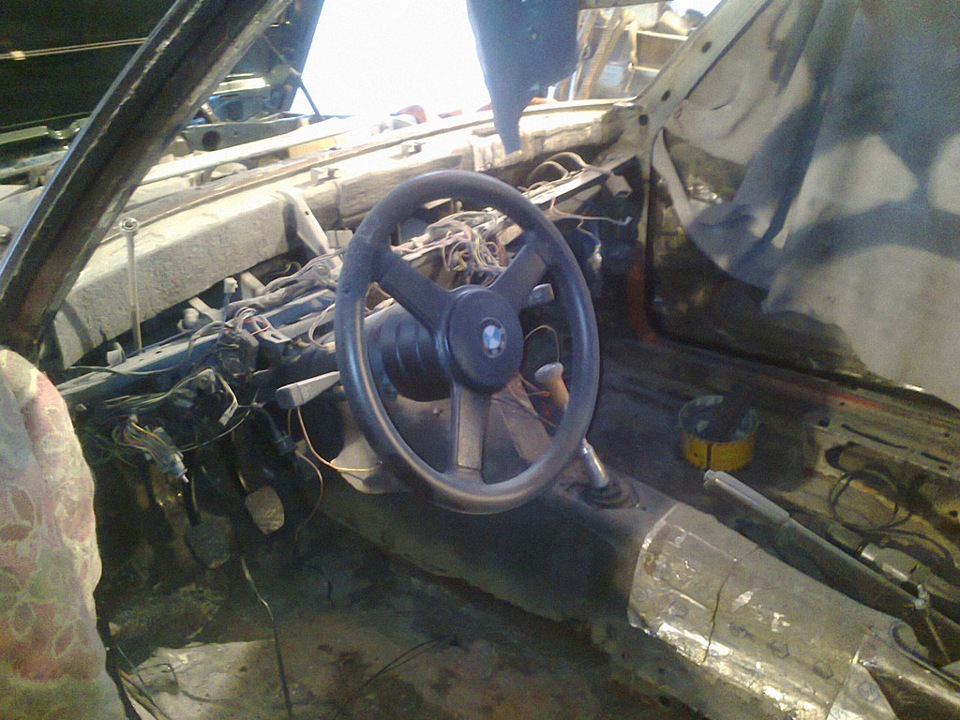 Фото в бортжурнале BMW 3 series (E21)