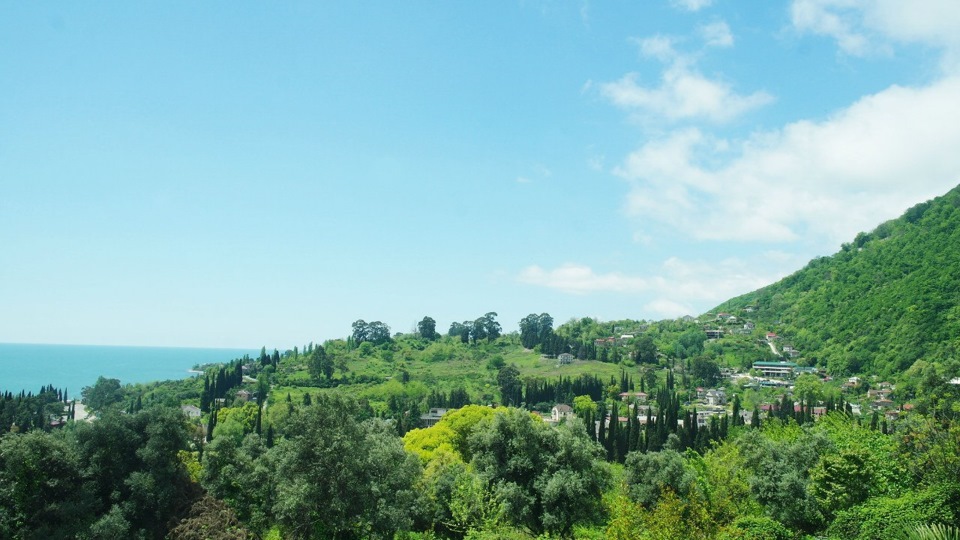 Вид от монастыря в Н.Афоне — Mitsubishi Pajero (2G)