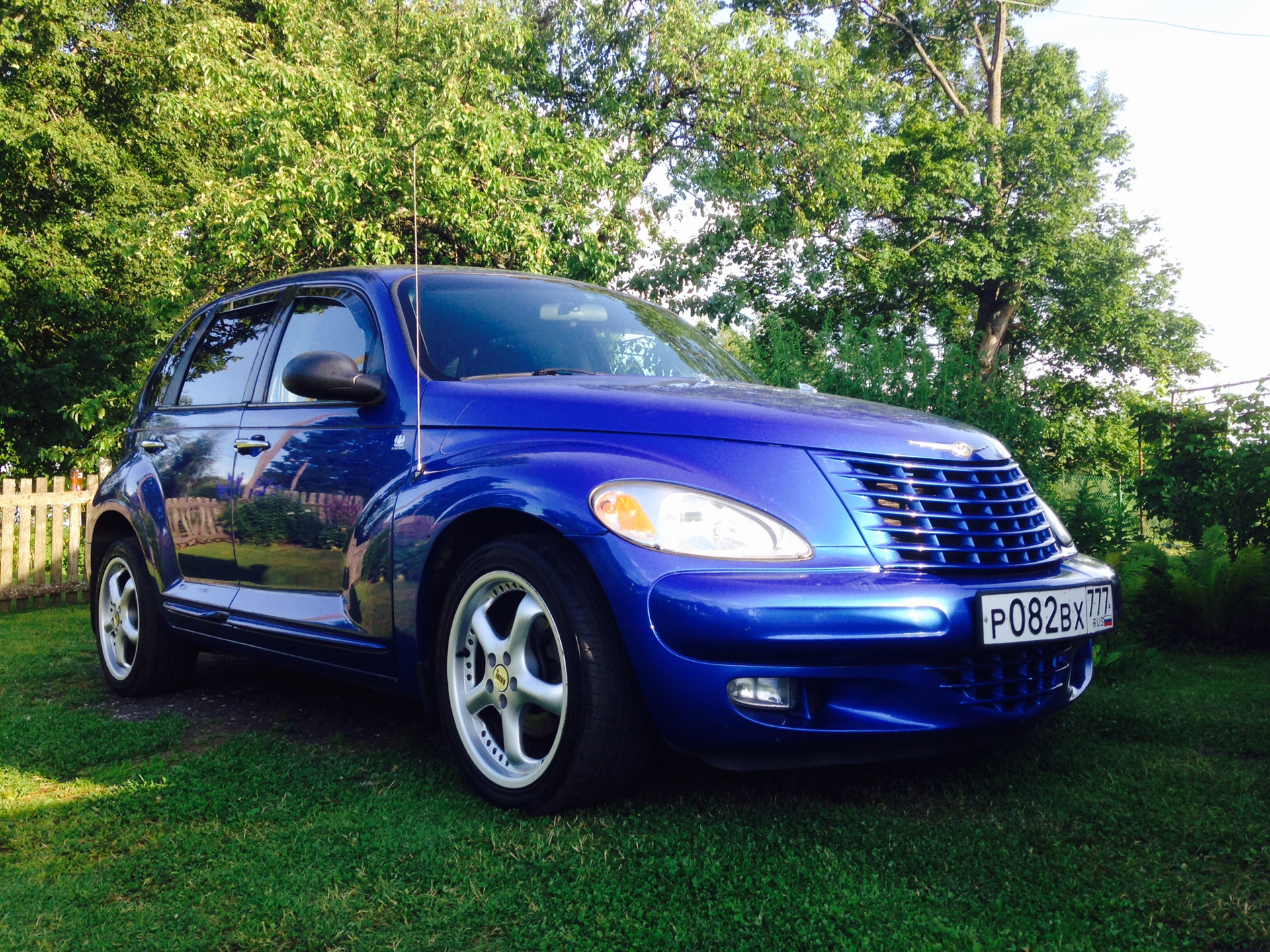 Крайслер крузер. Chrysler pt-Cruiser 2006-2010. Chrysler pt Cruiser 2.4. Chrysler pt Cruiser 2006. Крайслер пт Крузер 2006.