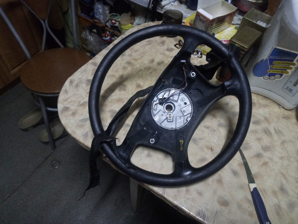 Перетяжка руля е39 своими руками) — BMW 5 series (E39), 2,8 л, 1998 ...