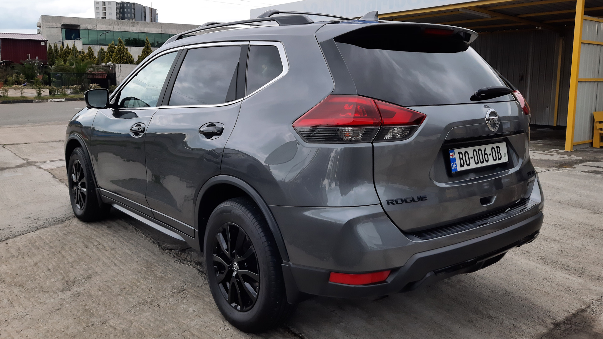 Nissan rogue t32