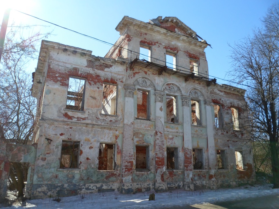 Дом купца Немилова — Chevrolet Niva (1G)