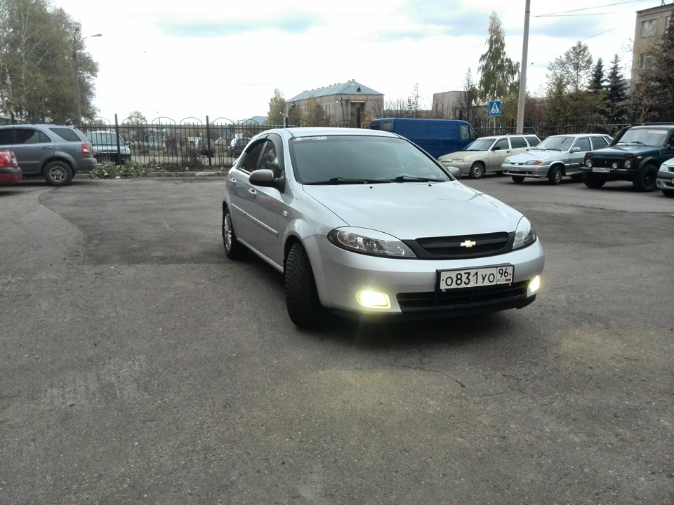 Фото в бортжурнале Chevrolet Lacetti 5D. Запчасти на фото: 0831V0