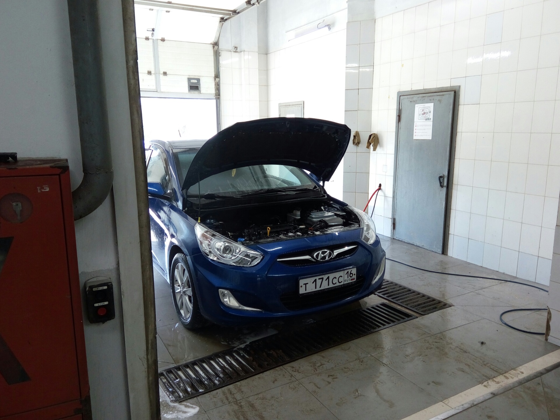 Полная мойка — Hyundai Solaris (1G), 1,6 л, 2012 года | мойка | DRIVE2