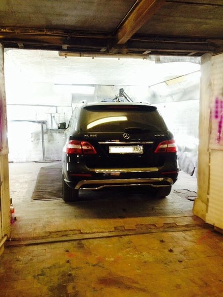 локальная покраска заднего крыла Мерс Ml320 — DRIVE2