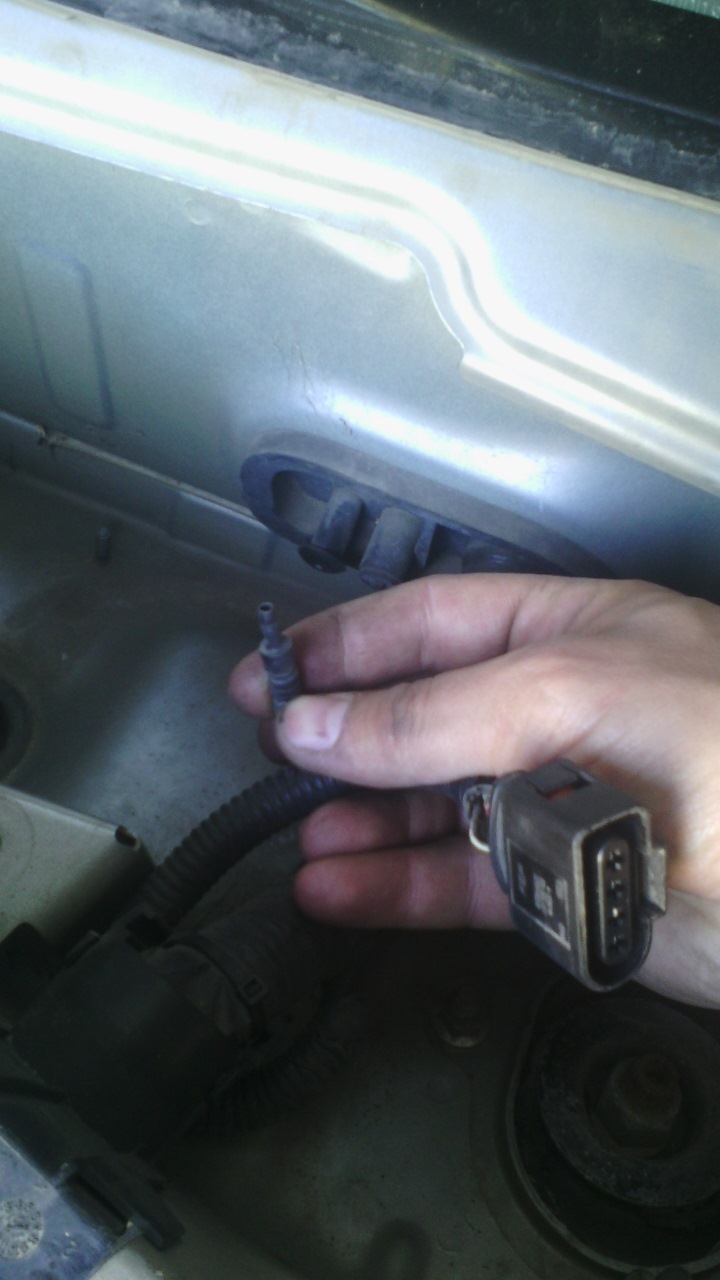 Решил смазать трапецию дворников а там!.. — FIAT Doblo (2G), 1,3 л ...