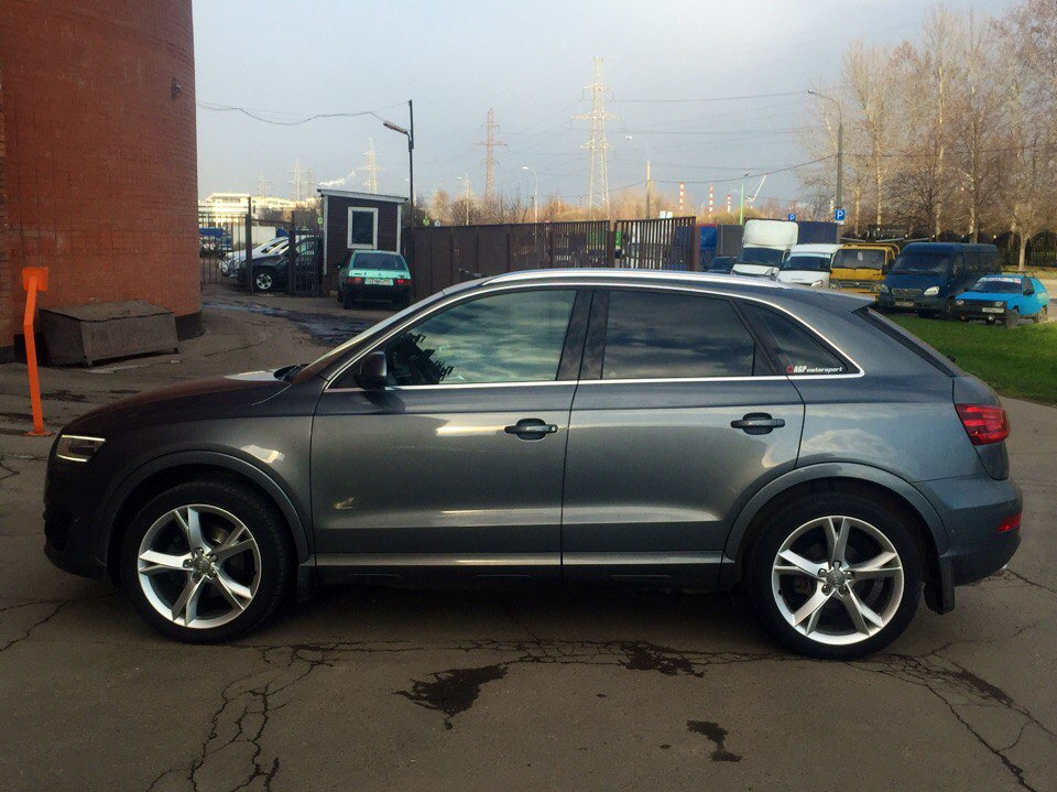 3 q r. Audi q3 r19. Audi q3 235/50 r19. Audi q3 диски r18. Audi q3 Rotor r19.